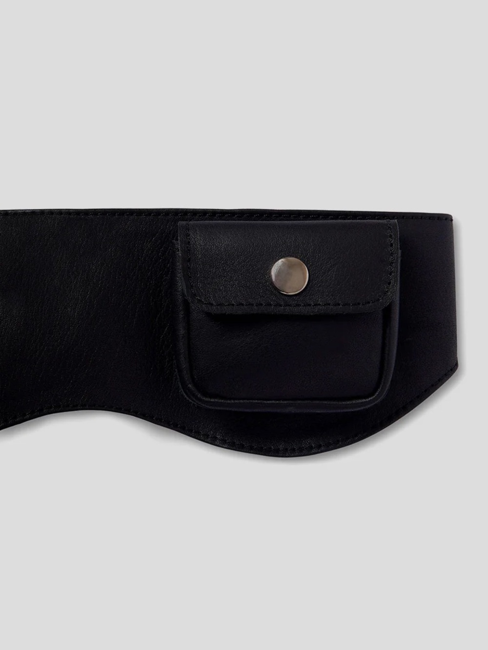 NWT Gimaguas Rino Belt in Black Noir Leather Pouch Pack Holder Accent Layer - Picture 3 of 11